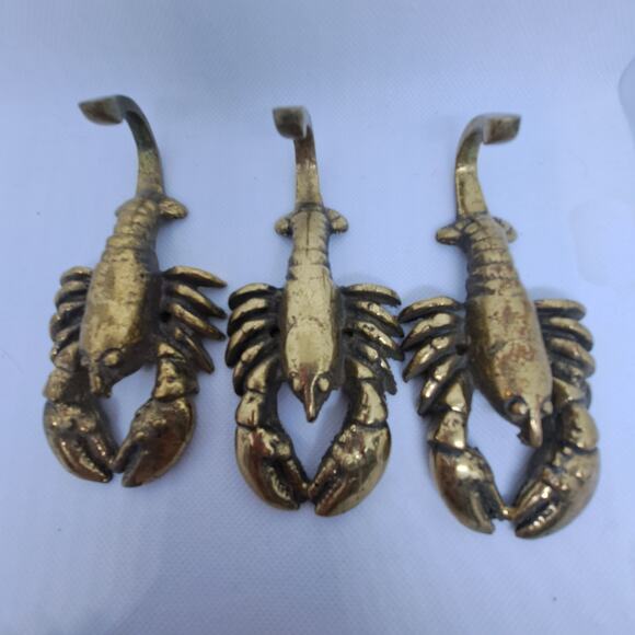 Set Of 3 Brass Lobster Key or Potholder Hat Hook Kitchen Vtg Decor 4.5" x 2" - Picture 5 of 6